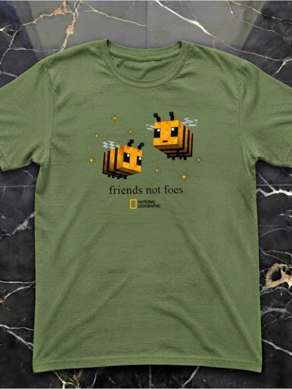 Minecraft Bees Friends Not Foes National Geographic Gaming T-Shirt